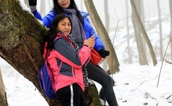 真实女人揄情揄拍视频